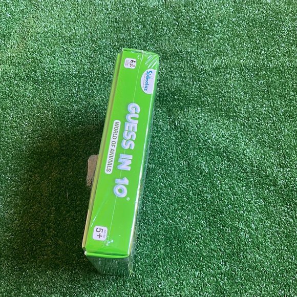 World of Animals Guess in 10 Skillmatics Educational Family Board Game NEW - Picture 3 of 8